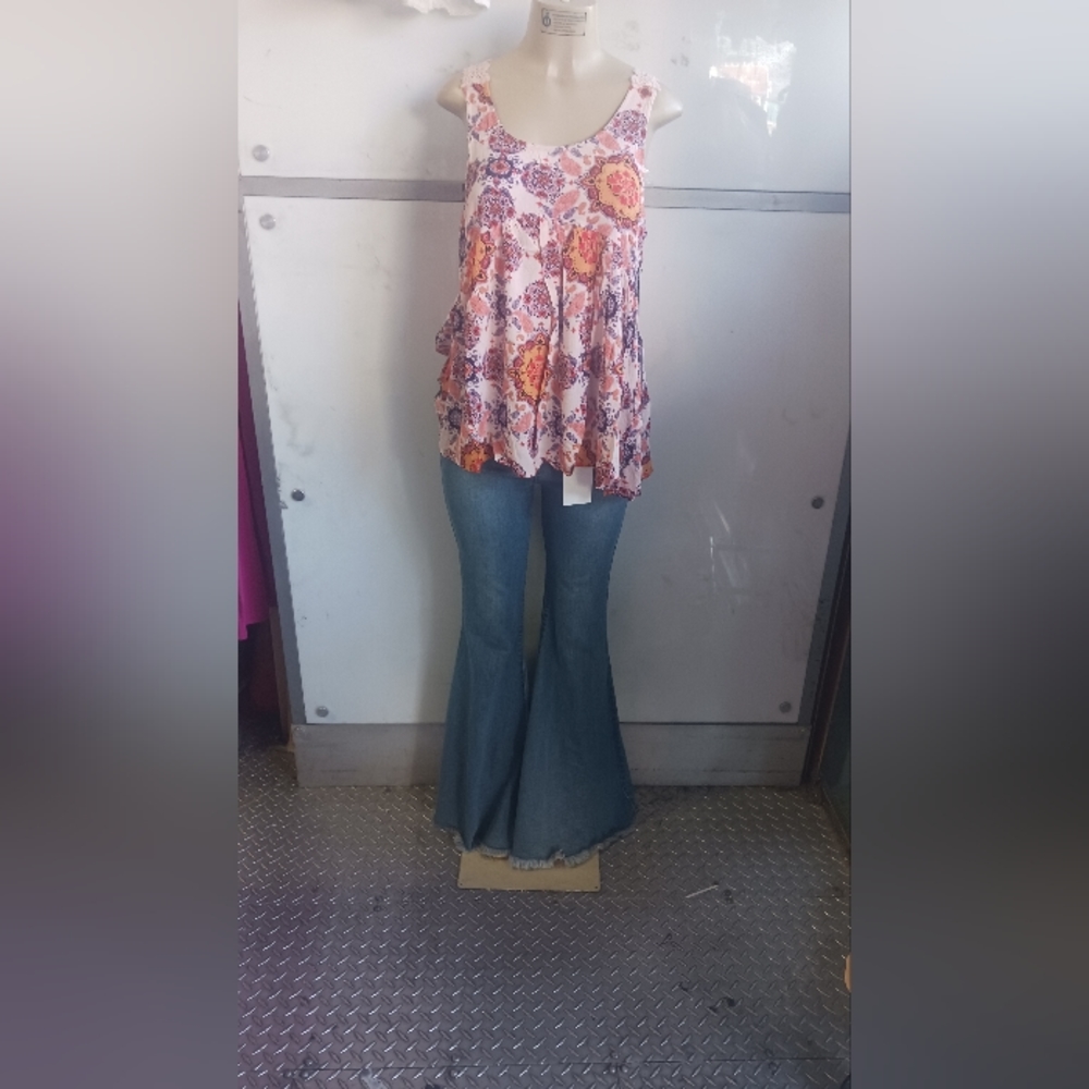 Blouse flowers
